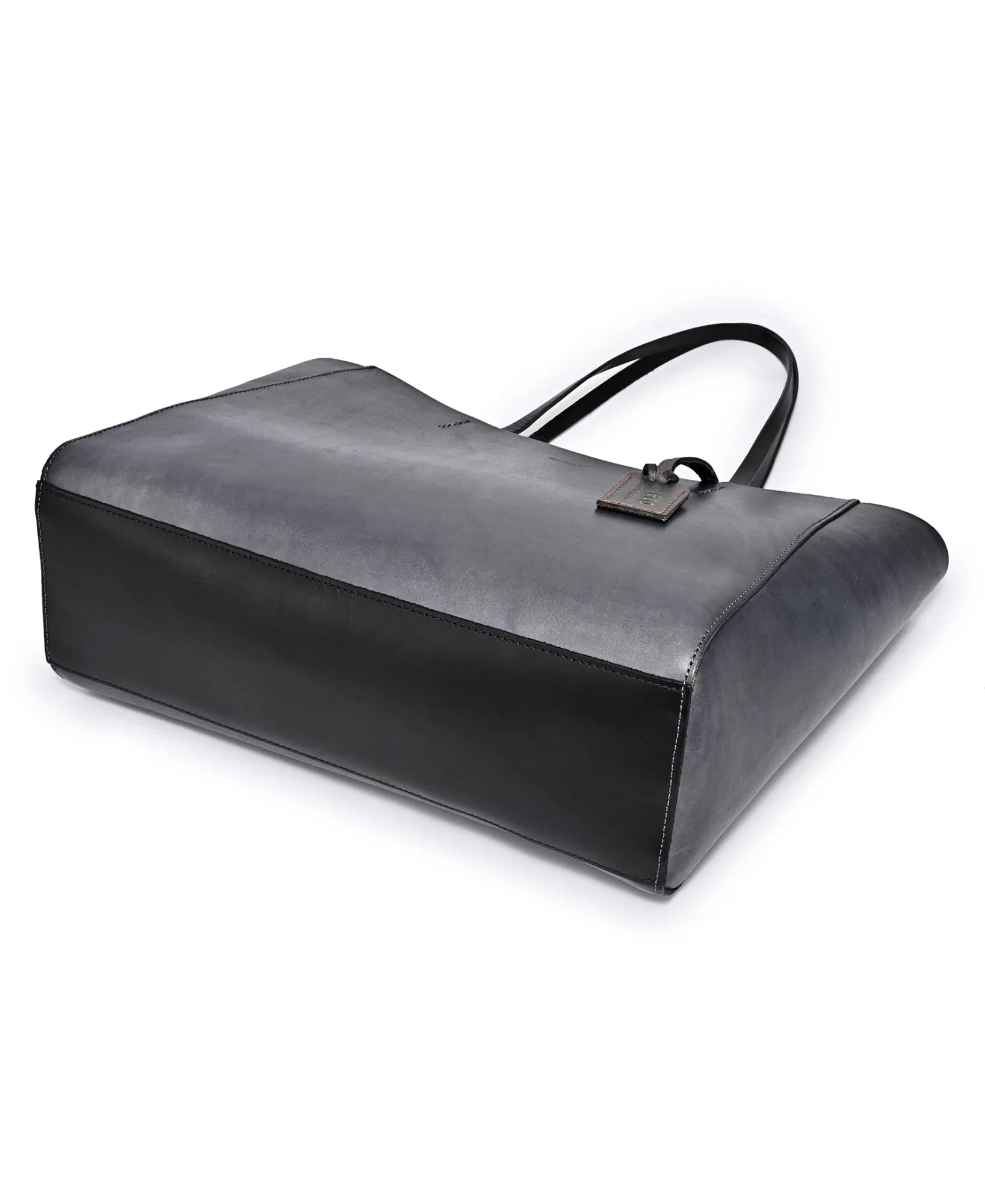 Old Trend Genuine Leather Out West Tote 24Hr Smart